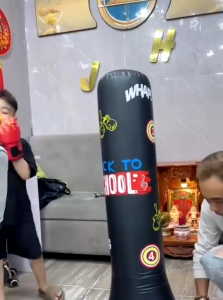 (TẶNG BƠM) Trụ Đấm Bốc Tự Cân Bằng Cho Bé Tập Võ Bao Đấm Boxing Găng Tay Đồ chơi bóng nhảy tăng chiều cao vận động
