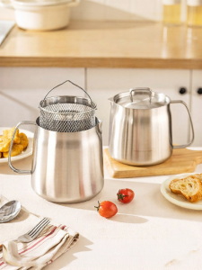 MODERN SWEETHOME | Oil Filter Decanter