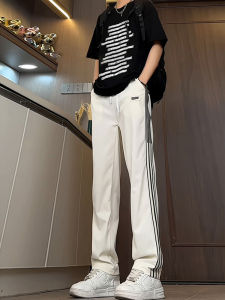 กางเกงลำลองชายผ้าไหมน้ำแข็งลายทางอเมริกันแห้งเร็ว กางเกงขายาวสำหรับเล่นกีฬาในช่วงฤดูร้อน สีขาว กางเกงขายาวทรงตรง ผ้าฝ้ายผสมยางยืด