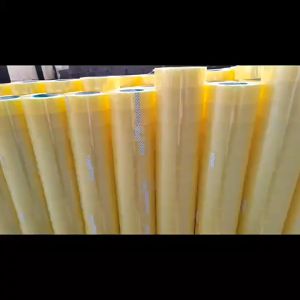 เทปใส 100 หลา ถูกเต้าน้ำ เป็นเทปน้ำตาล เทปกาวใส เทปปิดกล่อง ม้วนใหญ่ สก๊อตเทปใส ราคา 1 ม้วน