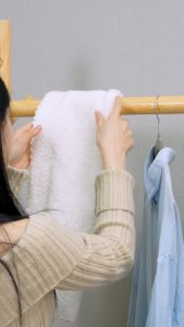 สำหรับสารสกุลเงิน "ราวเเขวนเสื้อผ้าราวตากผ้าราวแขวนผ้าาประสงค์ ราวตากผ้าไม้ชั้นวางเสื้อผ้าเคลื่อนที่แขวนหมวกและเสื้อผ้า