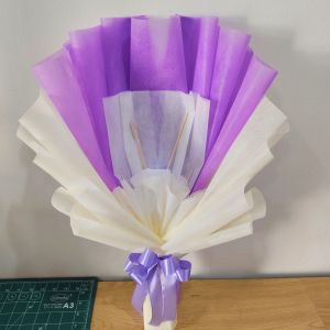 ช่อเปล่าสำหรับนำไปใส่ดอกไม้เอง💐 แถมที่เสียบธนบัตร 10 ชิ้น