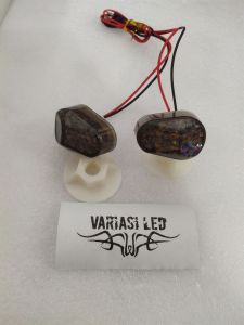 lampu sein motor kirikanan