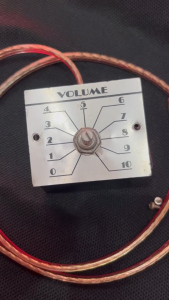 กล่องโวลุ่ม หรี่เสียง ตู้ลำโพง ลำโพงฮอร์น 4-16 โอห์ม พร้อมสายลำโพง / สินค้าในประเทศ