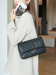 Modern Neutral Style Womens Crossbody Bag Lambskin Genuine Leather Single Shoulder Diamond Pattern Chain Handbag