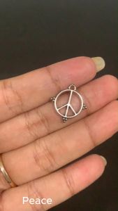 Kalung Titanium Liontin Peace Silver / Kalung Anti Karat Tidak Luntur Tahan Air / Kalung Wanita Pria Anak / Dunia Gelang