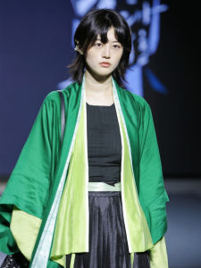 Oasis Long Dry Temple Light Green Aircraft Sleeve Black Pleated Skirt Daily Hanfu Traditional Culture Style mid High Waist H Type