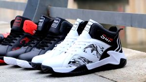 Top 5 Comfortable & Lightweight Men's Basketball Shoes