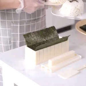 Sushi Making Molder Making Molds Roll Kit Rice Ball Cake Roll Kit Press Beginner Maker Mold Tool DIY Kitchen Accessories