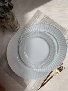 จาน ชาม ถ้วย ใหญ่ เซรามิค เข้าไมโครเวฟได้ 1 ใบ กว้าง 18 ซม. ลึก 8ซม.