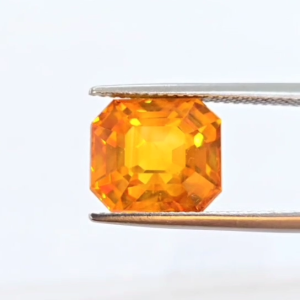 Rare Ceylon Yellow Sapphire (Sri Lanka) - 8.18 ct. Emerald Shape. Special Price