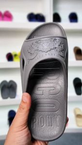 Marco Pony รองเท้าแตะ กันลื่น รองเท้านุ่ม เบาสบาย การแต่งที่ผู้ชาย รองเท้าแตะแพลตฟอร์ม รองเท้าแตะลําลอง แฟชั่นฤดูร้อน ในร่มและกลางแจ้ง MH9003