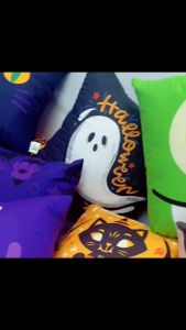 หมอนอิง Halloween ผลิตจากผ้าไมโครป้องกันไรฝุ่น ด้านในยัดด้วยใยสังเคราะห์ เหมาะสำหรับ ตกแต่งห้อง ตกแต่งร้าน ส่งจากไทย
