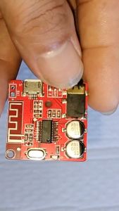 Bảng mạch giải mã khuếch đại âm thanh MP3 không dây bluetooth 5.0 mini màu đỏ chất lượng cao.