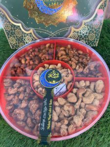Hampers Kacang Mede Matang Premium Toples Sekat 5 Rasa Kacang Mete Edisi Idul Fitri Lebaran