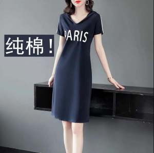 Pure ผ้าฝ้าย ทรงเอ Midi เดรส แขนสั้น ผู้หญิง พรางหุ่น High-end Age-defying ลำลอง เสื้อฮู้ด เสื้อยืด เดรส ผู้หญิง