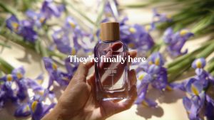 The Body Shop Full Iris Eau de Parfum 75ml