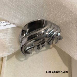 High Ponytail Increased Hair Volume Handy Gadget Fixed Small Jaw Clip Wings Barrettes Female Back Head Ponytail Clip Anti-Collapse Headdress Hairpin