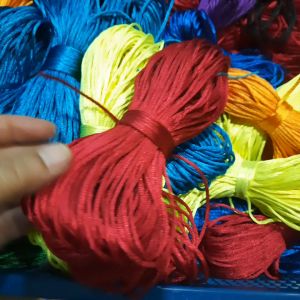 เชือกถักไหมจีน เชือกหางหนู เชือกเนื้อผ้าซาติน เรียบลื่นเงางาม สีสดใสงาน DIY ขนาดเส้น 2 มิล ( เบอร์ 6 ) เลือกความยาวได้ที่ตัวเลือกสินค้า