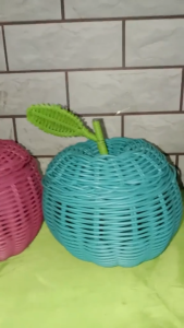 TOPLES permen keranjang plastik keranjang rotan tempat serbaguna bear keranjang unik Toples permen Keranjang karakter souvenir pernikahan keranjang lamaran toples cantik TERMURAH ROTAN BENTUK Aple toples plastik toples mini lucu karakter Buah