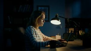 470 ลูเมน หลอดกลม หลอดไฟ LED E14 หลอดกลม แก้วฝ้า