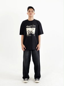 Moutley Kaos Pria Lengan Pendek Oversized Fit Katun 20s Crowd OL-C170325