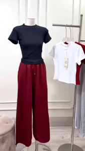 LS_Set thiết kế thu đông xinh đồ nữ cá tính gồm áo ôm body cổ tròn viền nổi chất Tăm phối quần suông dài Da Cá ba sọc có dây rút quyến rũ