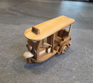 ตุ๊กตุ๊ก ตุ๊กๆไม้ เพ้นท์สีอะคริลิค งานเนียน สวยงาม เหมาะสำหรับเป็นของฝาก ของที่ระลึก ประเทศไทย