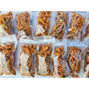 USUS AYAM CRISPY PEDAS DAUN JERUK Netto 200gram