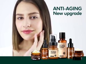 VIBRANT GLAMOUR [BPOM] 4PCS Set Krim Wajah Retinol + Serum Wajah  Vitamin C Serum Wajah  Krim Wajah Dengan Asam Hyaluronic 2.5% Retinol Anti Aging Pemutih Garis Halus Keriput