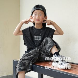 กางเกงทำงานลายพรางทรงหลวมสำหรับเด็กชาย กางเกงขายาวทรงหลวม 5 จุด ทรงหลวม กางเกงขาสั้น แฟชั่นฤดูร้อนสำหรับเด็ก