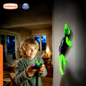 Spin Master | Remote Control Rechargeable Geckobot Toy