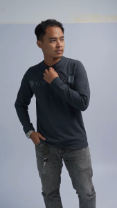 Kaos Panjang Pria Tracker Malta