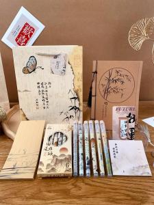 Graduation Gift Box Set for Primary School Boys High School Students Learning Supplies Girls Practical Reward Birthday Souvenir Ten Years Old