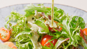 Saus Dressing Salad Kewpie Wijen Sangrai / Kewpie Roasted Sesame 200 Ml / 1 Lt