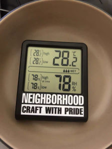 Neighborhood Hanging Touchscreen Plant Thermometer Humidity Meter Backlit Magnetic Suction for Succulent Block Root Plants