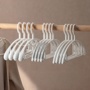 Seamless Anti-Slip No Shoulder Bump Hangers