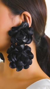 Exaggerated Big Fluffy Fabric Flower Petal Drop Earrings for Women Trendy Elegant Earring Wed Bridal Y2K Jewelry Accessories New