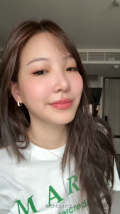 Icherryher - Golden Giggles Earrings (Brown/White)