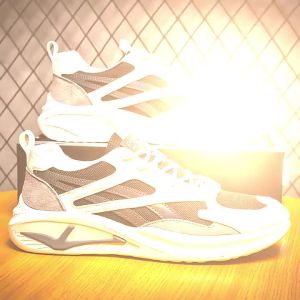 Giày Nam Giày Dừa Mẫu Mới Mùa Hè Giày Thường Ngày Mặt Lưới Giày Chạy Bộ Thoáng Khí Thể Thao Nam Dệt Thoi