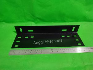 Dudukan Bracket Lampu Led Tembak / Tatakan Bracket Besi Bumper Lampu Plat Nomor Sorot Mobil