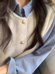 Khaki Knitted Vest Womens Autumn Winter Loose Sleeveless Cardigan Outerwear Retro Gold Button round Neck Comfortable Fit Top