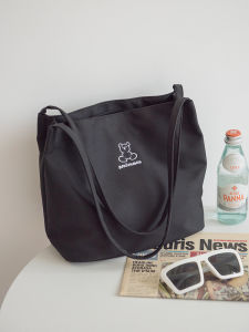 Original 2023 Embroidered Canvas Bucket Bag Simple Large Capacity Single Shoulder Handheld Commuter Bag for Students And Women