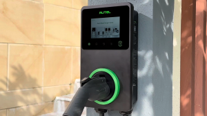 Autel MaxiCharger AC Wallbox เครื่องชาร์จรถไฟฟ้า EV Charger 7.4kW 22kW