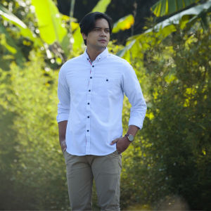 NFZ Kemeja pria Lengan panjang Putih List Pita Slimfit 4496