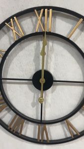 12 Inch Metal Retro Wall Clock Home Decor Wall Clock  Iron Retro Round Art Wall Clock (30cm)