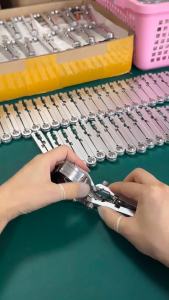 เครื่องมือซ่อมนาฬิกา(แบบกล่อง)  เครื่องมือถอดสายนาฬิกาแบบคีม ถอดสปริงบาร์คีมถอดสายนาฬิก อุปกรณ์ถอดสปริงบาร์