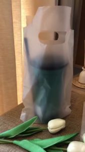 MlaDen ถุงใส่แก้วน้ำพลาสติก 100ใบ/แพ็ค ถุงใส่แก้ว 2 ช่อง ถุงหิ้วแก้วคู่