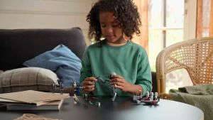 LEGO Star Wars 75372 Clone Trooper & Battle Droid Battle Pack Building Set (215 Pieces)