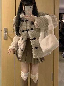 Winter Thickened Rabbit Fur Coat Womens Design Korean Style Lamb Fur Buttoned Outerwear Small Fragrance Style Long Sleeve Polo Collar
